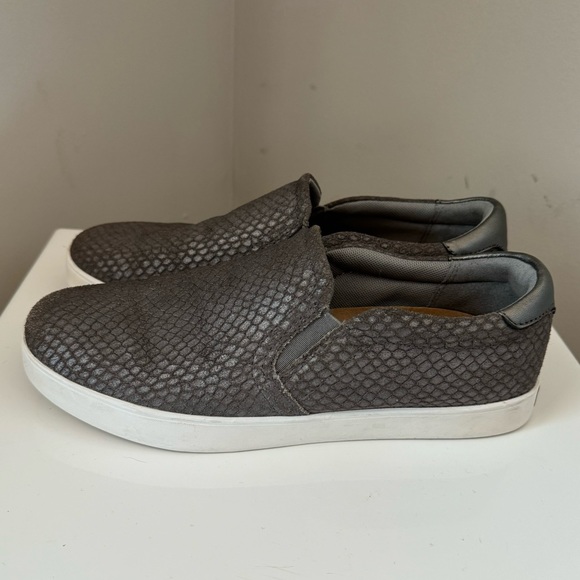 Dr. Scholl's Madison Slip-On Sneaker Gray Snakeskin 7.5 - Picture 1 of 9